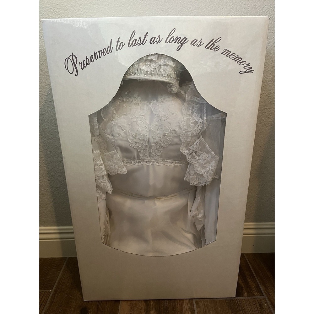 Beautiful Vintage Preserved Boxed Ivory Wedding Gown Beaded Neckline & Sleeves